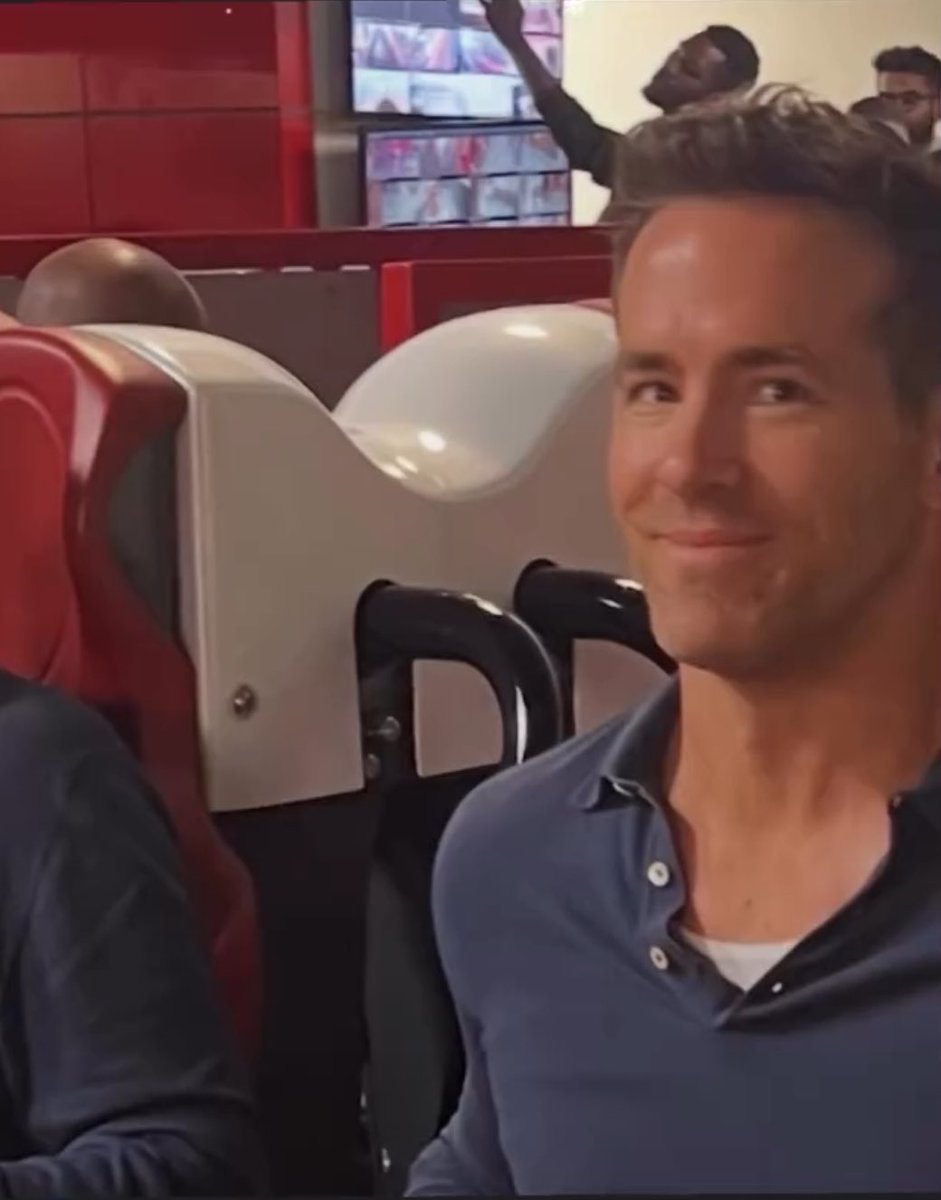 dystopianseu's tweet image. 야쓰 광고 찍을때잖아 
차카니바부