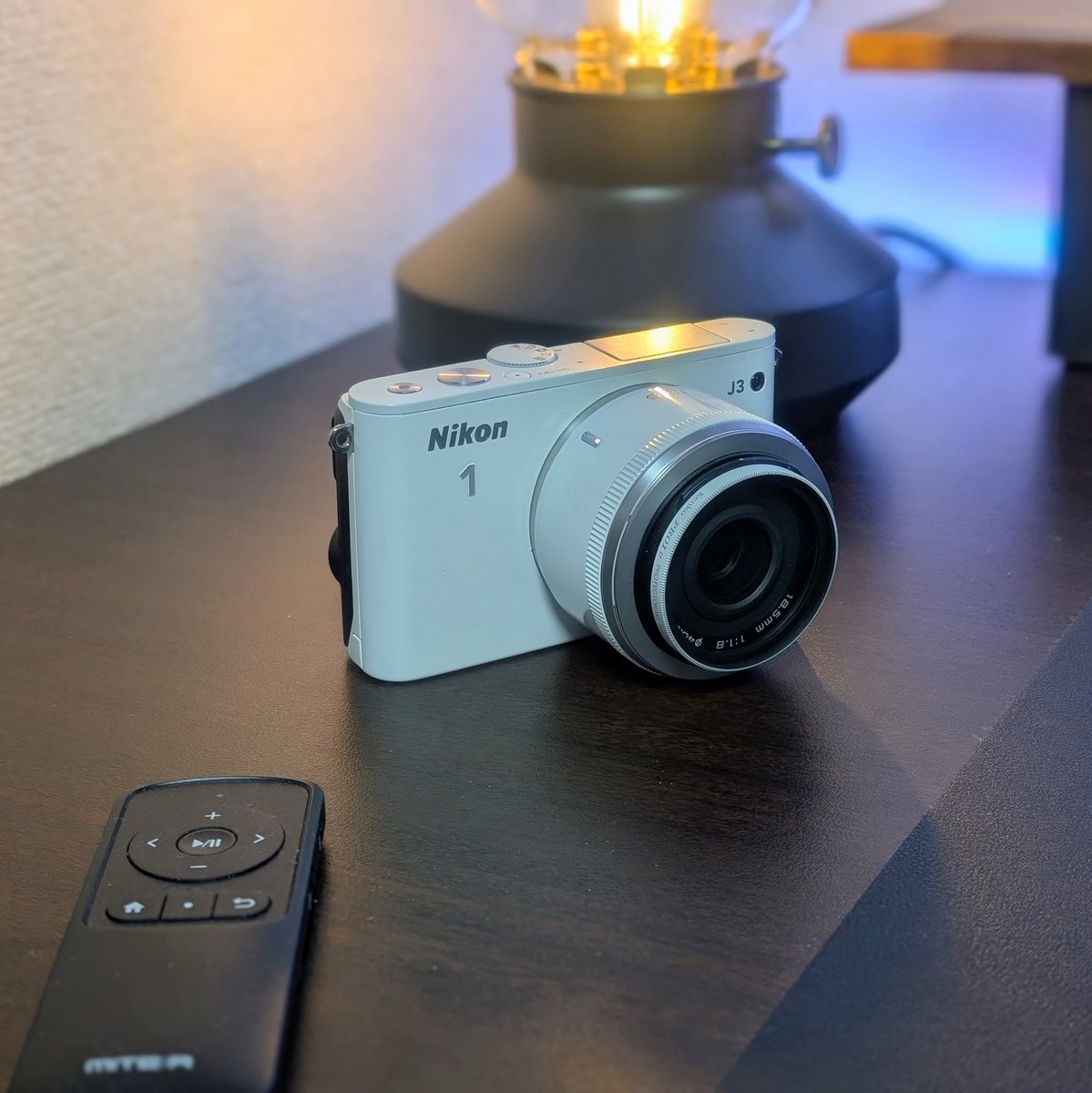 kakutougidotnet's tweet image. 後継機のJ3ですが、ビジュが良いのでデスクのインテリアとして活躍中です。