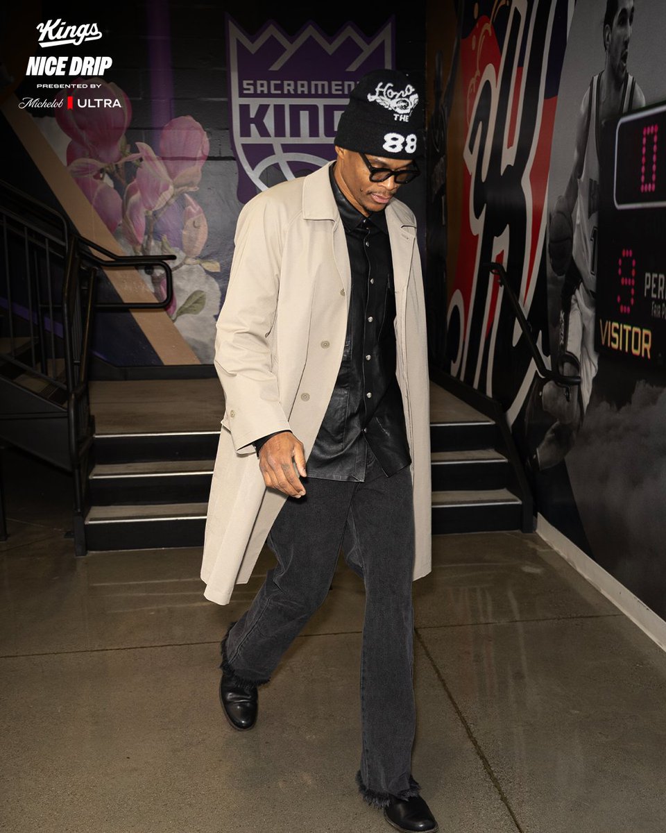 back at the crib 💪
Nice Drip presented by @MichelobUltra #ultracourtside