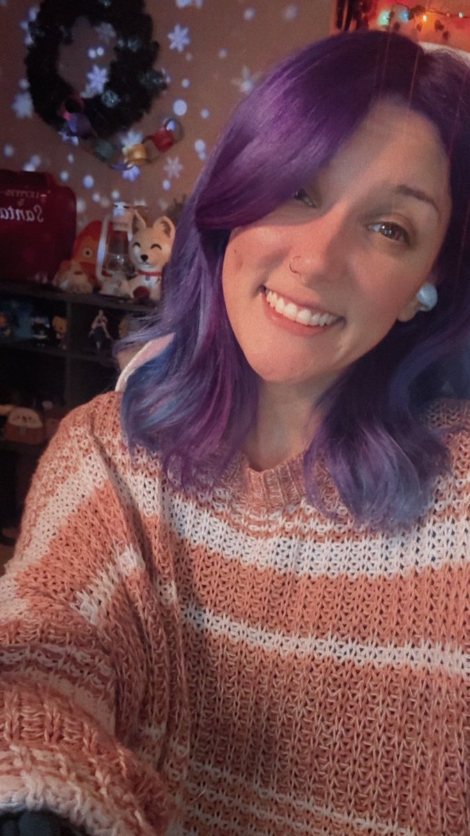 explauraa's tweet image. I’m not late, you are… MERRY CHRYSLER!

Twitch.tv/explauraa