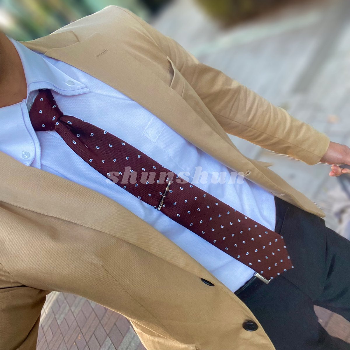 襟が可愛いワイシャツで👔
#スーツ男子