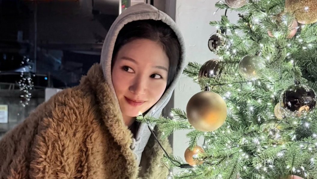 jung chaeyeon files tweet media