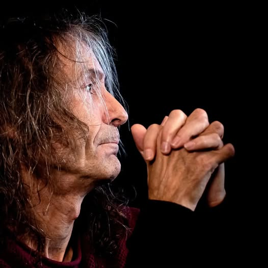 ¿Qué está pasando?  X