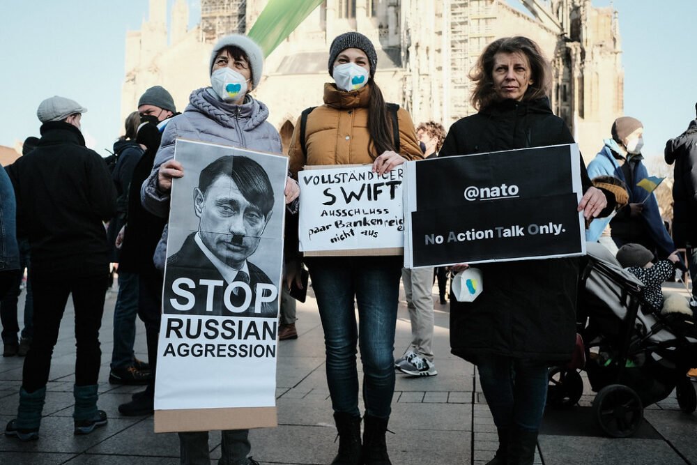 “#Russia opens a door to new old imperialism. Not the economic one. Not the cultural one… A marching one.”
A sharp and conceptual op-ed by #Ukraine’s Ambassador to South #Africa, <a href="/olex_scherba/">olexander scherba🇺🇦</a> 🇺🇦 
Highly recommended reading — and sharing