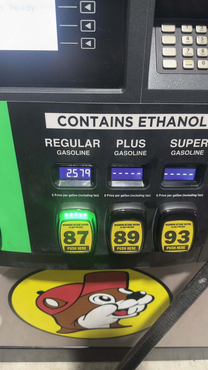 offtheraiIs's tweet image. Sucks to live in California huh