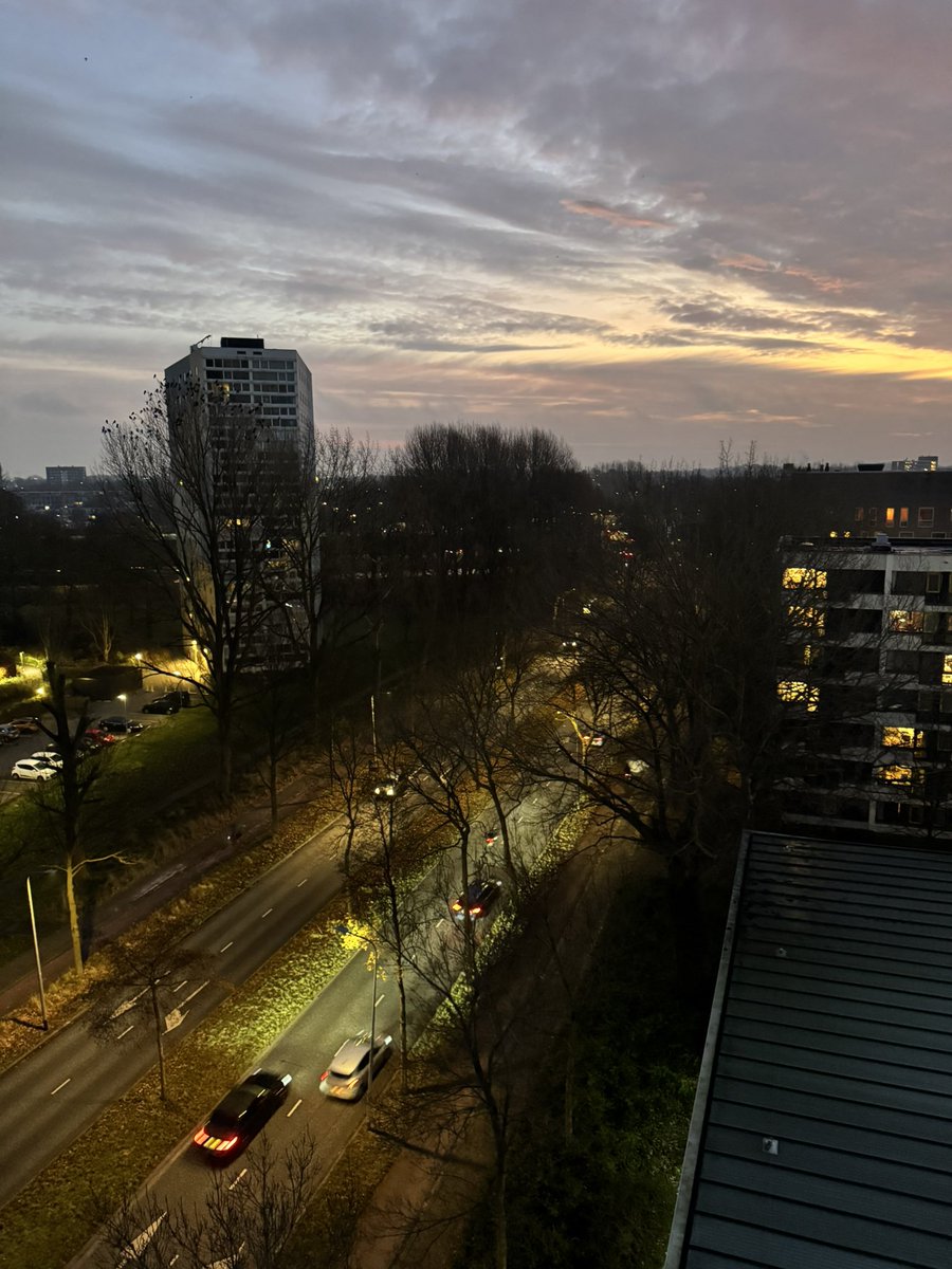 Goedemorgen, een fijne vrijdag gewenst vanuit Groningen.