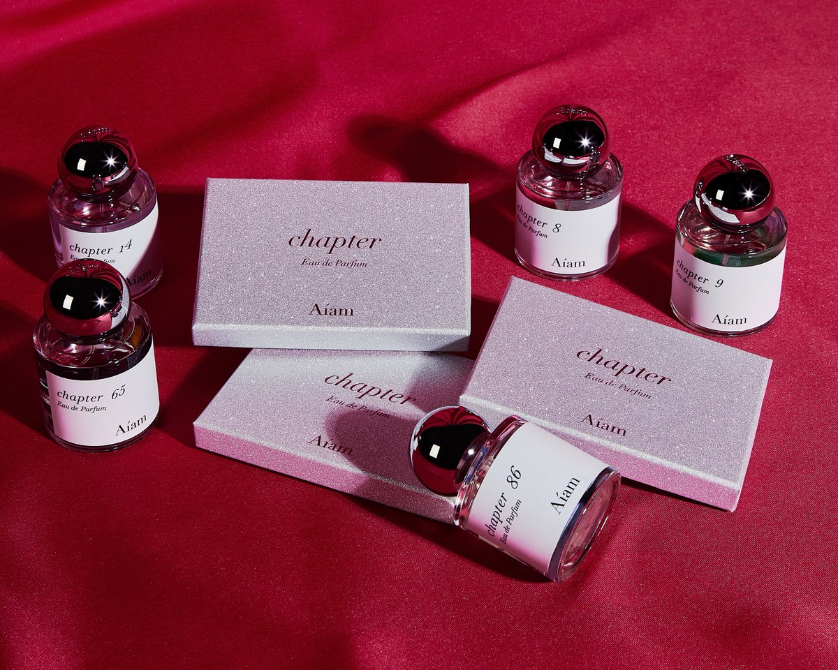 Merry Christmas 🎄

人生のワンシーンを切り取ったように
あなたの人生に寄り添う、Aíamのchapterシリーズ。

香りとともに特別な１日を✨

▼ CHECK
x.gd/yM87R