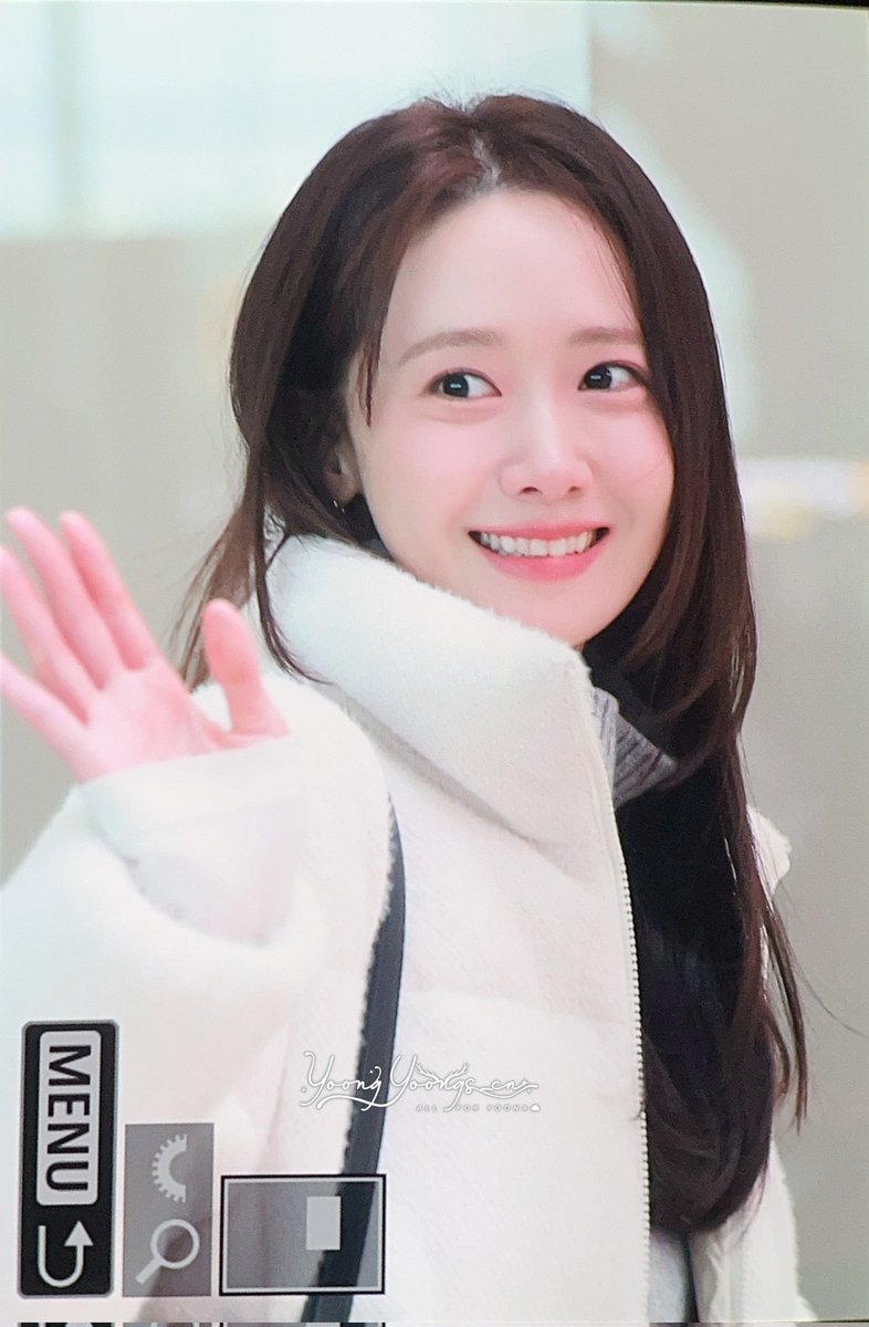 YoongYoongs_cn's tweet photo. 【PRE✨】
251212 Incheon Airport🛫🥰

#LimYoonA #YOONA #윤아 #임윤아
#WishtoWish #YOONAWishtoWish https://t.co/vvo2qIA9Hq