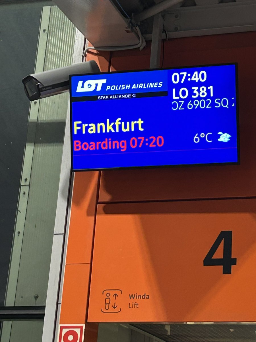 2. Halbzeit.
#Mainz05 #Mainz
#Mainzaaaaainternational