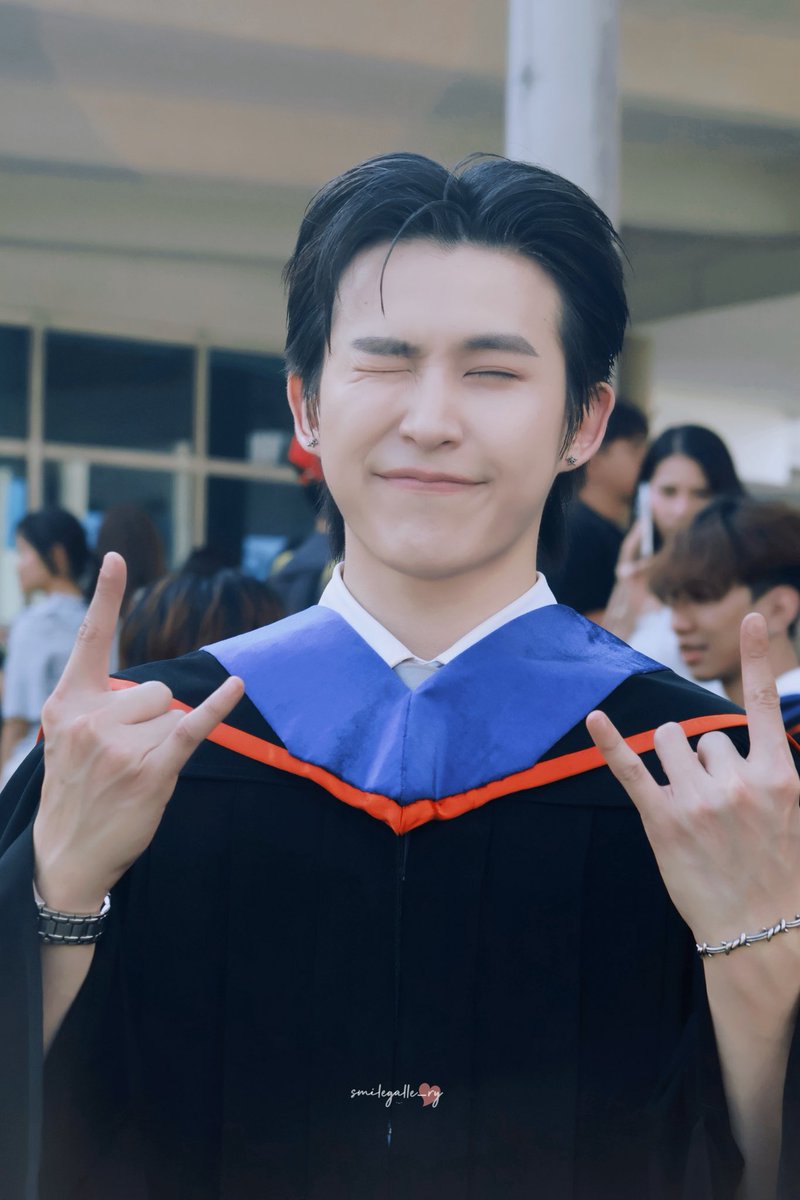 mycun_do's tweet photo. 081225
💖🤏🏻 @piyangkull
#FIRSTGRADUATIONDAY
#FIRSTPIYANGKULL #FIRSTLOVE
#มอดอpic https://t.co/PdnQPQ5U0D