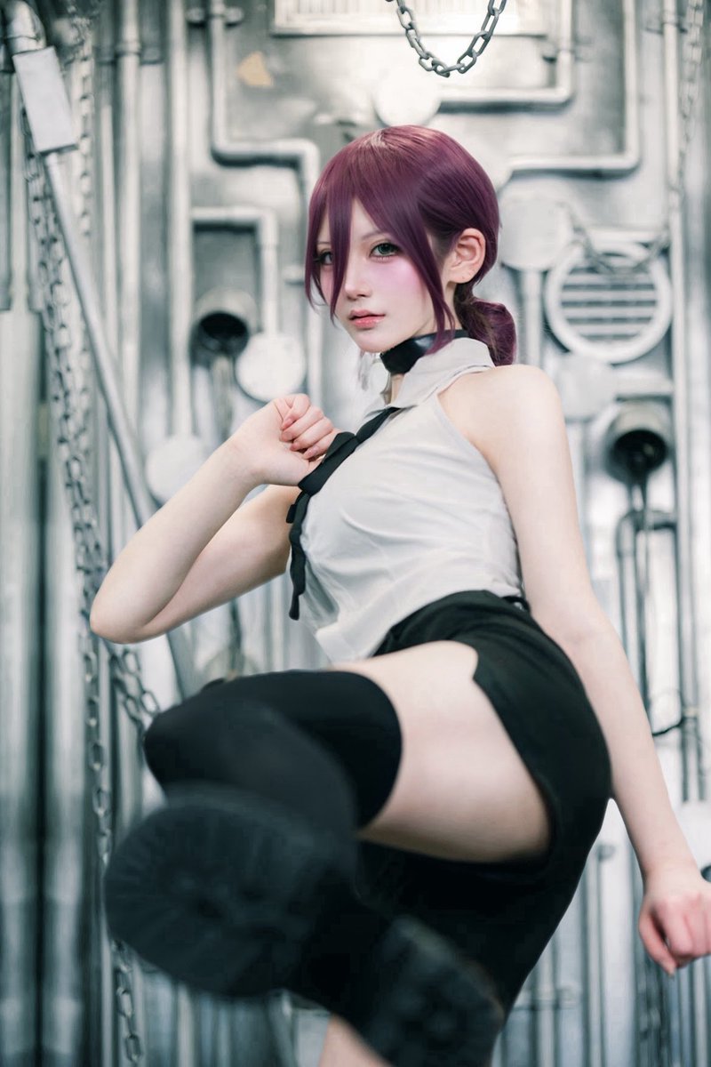 Cosplay__Sakura's tweet image. 初🏷️失礼します❕
お友達が欲しいです(ᐡ ̥_  _ ̥ᐡ)仲良くなったら撮影やコスプレイベントご一緒したいです💭
RT、♡から気になった方お迎え行きます！

 #初心者レイヤー
  #コスプレイヤーさんと繫がりたい 
 #カメラマンさんと繋がりたい