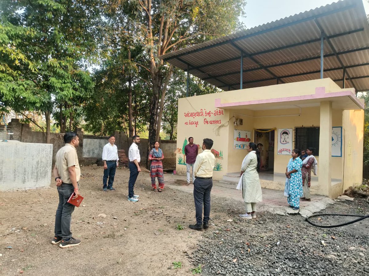 માન. જિલ્લા વિકાસ અધિકારીશ્રી દ્વારા જિલ્લાની આંગણવાડી કેન્દ્રની પોષણ સંગમ કાર્યક્રમની સમીક્ષા મુલાકાત
<a href="/CMOGuj/">CMO Gujarat</a> 
<a href="/WCDGujarat/">Women & Child Development, Govt of Gujarat</a> 
<a href="/collectorvalsad/">Collector Valsad</a> 
<a href="/DdoValsad/">DDO Valsad</a> 
<a href="/InfoValsadGoG/">Info Valsad GoG</a>