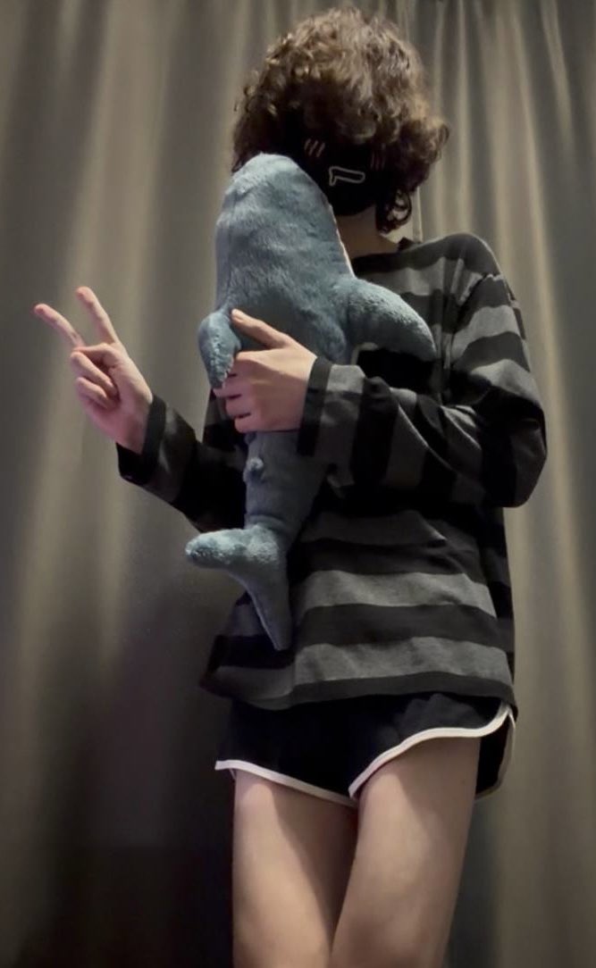 ThatOneeFox's tweet image. Femboy friday yay~