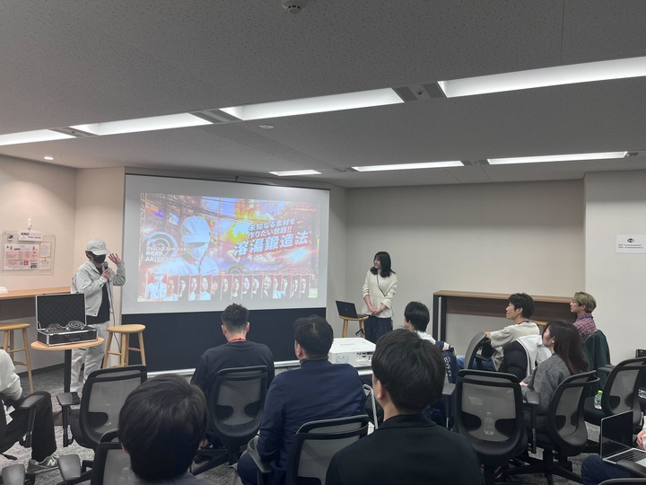 rina_hataraba's tweet photo. IVS LAUNCHPAD 2025優勝者・AKIYOSHIさんをゲストに迎え、ピッチの裏側トークセッションを開催しました👏

どのように戦略を組み立て、どこで勝負をかけたのか——
リアルな話に参加者の方々からの質問も止まらず、大盛り上がりの会となりました👏
参加いただいた皆さま、本当にありがとうございました！ https://t.co/y17BuaY7pP