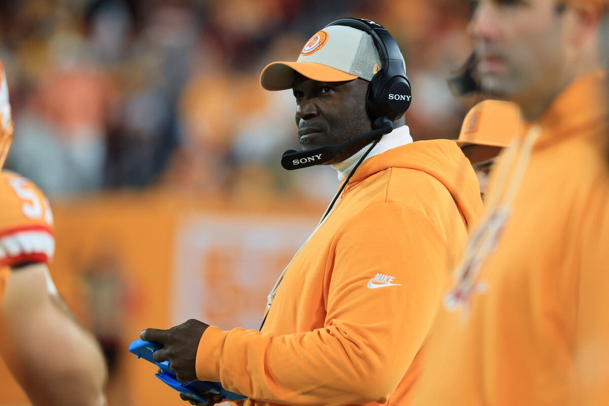 AdamLivsOn's tweet image. 10 Takeaways from the #WeAreTheKrewe-#DirtyBirds game:

1. If the word to describe last week’s loss was “embarrassing,” what do you even say after the #Bucs’ latest defeat? HC Todd Bowles used the word “inexcusable,” but at this point, having no words works just as well.
2. Maybe…