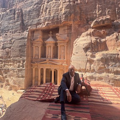 alnahargader's tweet photo. #NewProfilePic https://t.co/8XWfIT85Oo