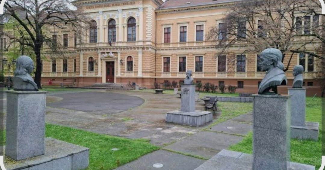 Tiborb59Tibor's tweet image. Ova kretenska vlast je zbog ovog kretenskog direktora razbucala jednu od najboljih srednjih škola u Novom Sadu.
Ne mogu da se otmem utisku da Vučić sprovodi neku agendu. Agendu uništavanja Srpskog naroda. Eto to vam ja kao Mađar tvrdim.