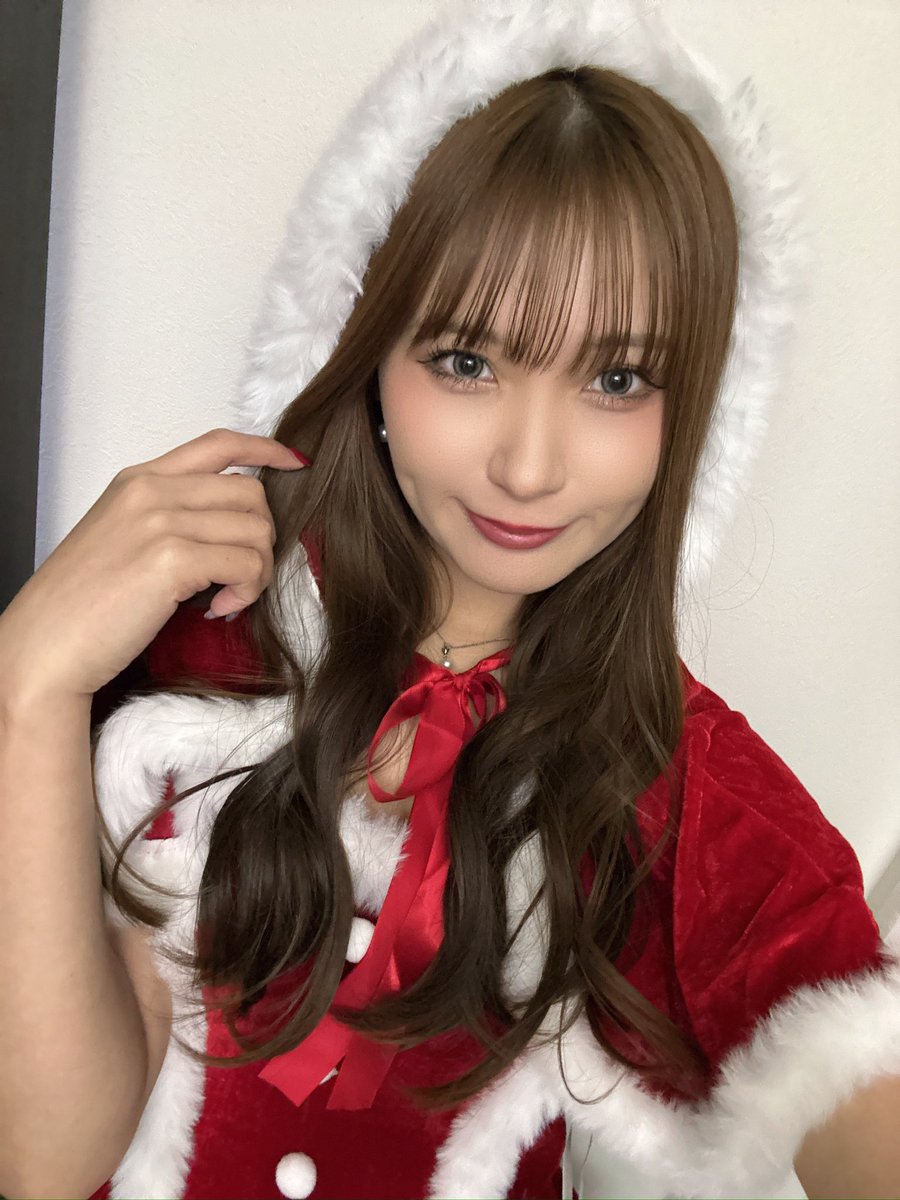 明日、12月13日(土)は

#ビクトリア滝川店 様に
実戦来店でお邪魔します❣️

9:00〜15:00予定です✨

クリスマスコスプレで行きます🎄

よろしくお願いします🫶

#PR