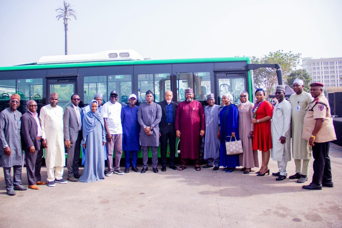 woye1's tweet photo. The Chairman @PCNGInitiative @IsmaeelAhmedB  has launched the largest fleet of E-Mobility in Nigeria. 

2: the objective is to bring down the costs of transportation in Nigeria. 

3: we have CNG and Electric Vehicles on ground to be deployed. 

4: job creation for our people. @rolling_energy @milordi @BaaleOfMilan @tomicxng @NMDPRA_Official @iamAhmadOlolu @sirmusty12 @__yellows  @MidsGroup @saifuddeen_ @SafeAutogas @JubyJuby7 @cngretails @peterokwor1 @scaredx @farmer_yolo @apro_dawildcat @UIShehu_ @PresidentIkemba @MrAfobaje @Auaton_HQAbuja @AUATONofficial @GTNews06 @sultanabdumalik @GTNews06