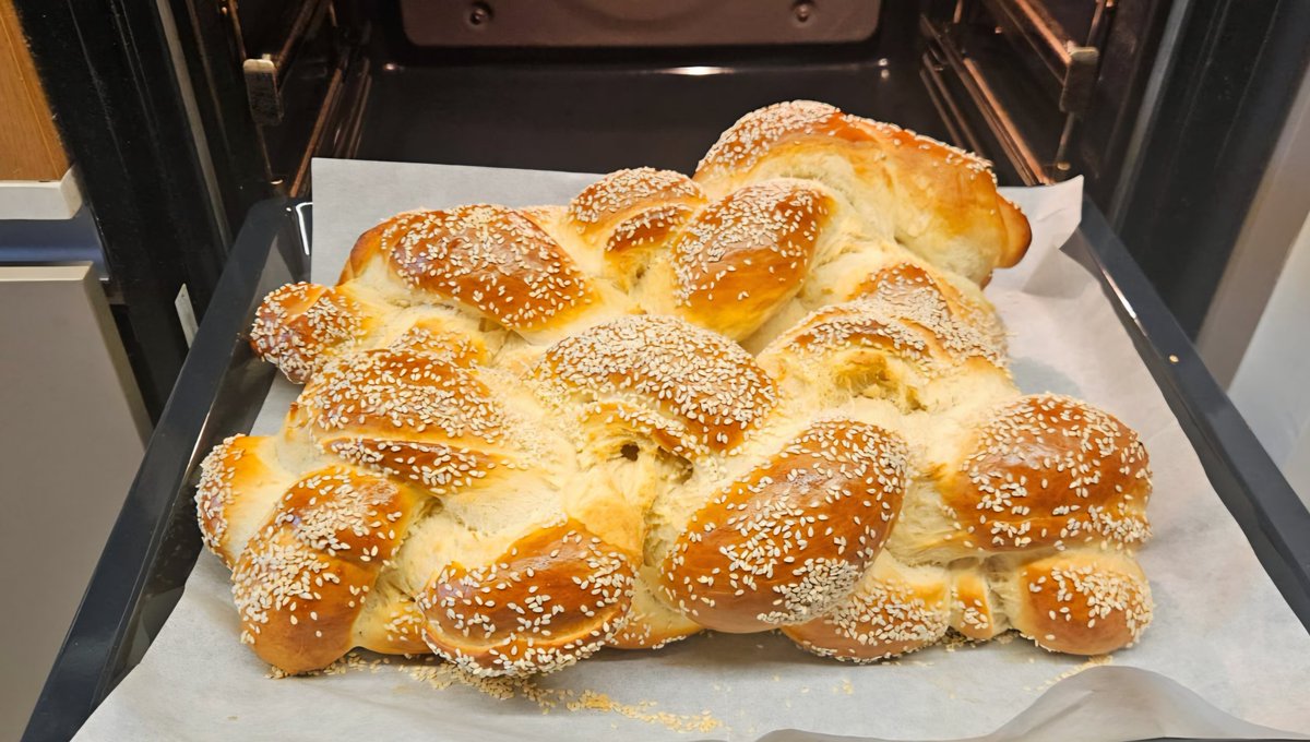 אל תפריעו לי אני בעשיה