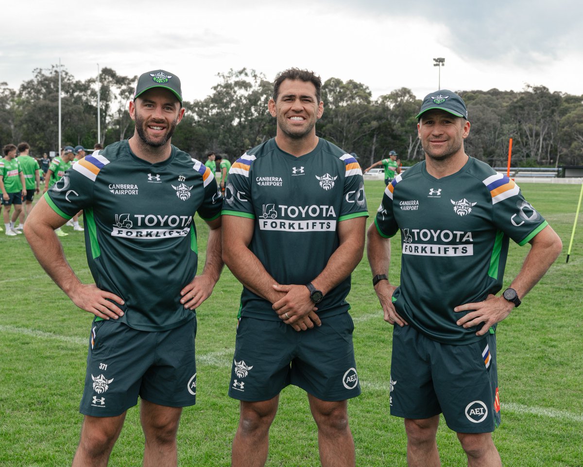 RaidersCanberra's tweet image. The Canberra Raiders male pathways have bolstered their 2025 coaching ranks, appointing Former Wallaby Matt Giteau, Dual NRL Premiership winner Dale Finucane and Former Raider (#371) Matt Frawley as specialist coaches.

Details: bit.ly/4q4sHuX

#WeAreRaiders