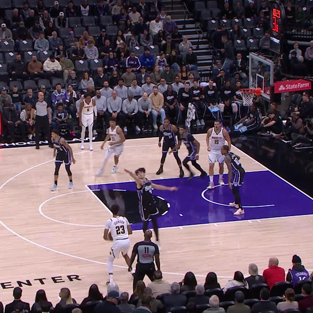 Keegan "two-way" Murray 💪