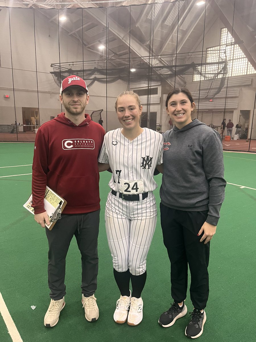 Claire Hartenstein tweet media