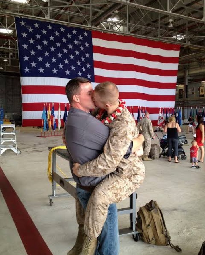 CASHTHEBILLION's tweet image. Fuck America 
And if you wanna be down with American then fuck you too