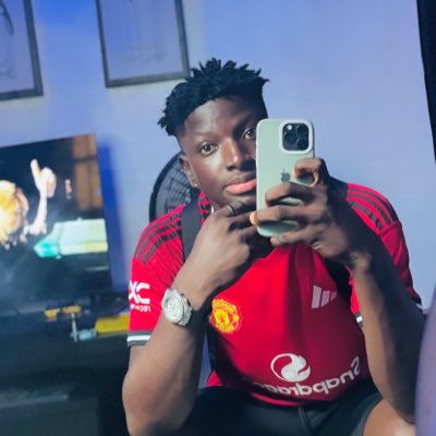 Vickystickzz's tweet photo. #NewProfilePic https://t.co/fDEhpkgxwg