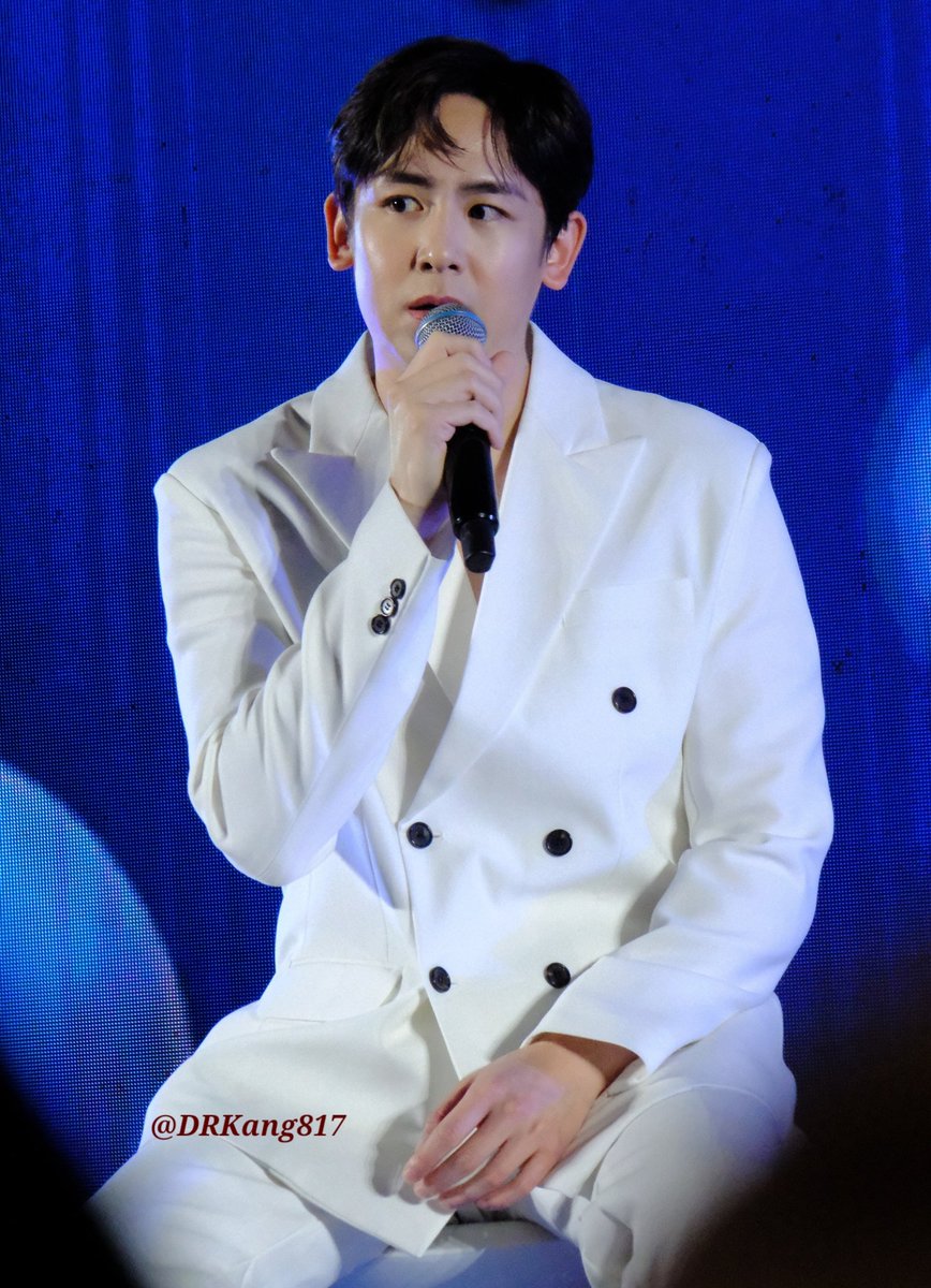 DRKang817's tweet photo. 251207 | Nichkhun x Prove+ 팬미팅
🫖초등학생 때부터 줄곧 오빠를 좋아했어요.
제 모든 여정에 힘이 되어줘서 고맙고, 사랑해요.
🐨도대체 몇 년 된 거예요?
🫖9살 때부터요👶
🐨TV 보는 거 엄마가 허락해줬어요?🤪
🫖콘서트는 돈이 없어서;;
오빠가 대출 좀 해줘봐요
🐨대출 대신 로또 번호 힌트는 어때요?
내년을 위해서 돈을 좀 모아 둬요😎
👤👥️👥️👤👤꺄아아악!!!!
🐨지금 말해둘게요. 돈 좀 모아두세요!
🐨내년 중간쯤…연말쯤…?😝
#닉쿤 #NICHKHUN #นิชคุณ #2PM
#EXCLUSIVEPLUSFANMEET
#NichkhunxProveplus