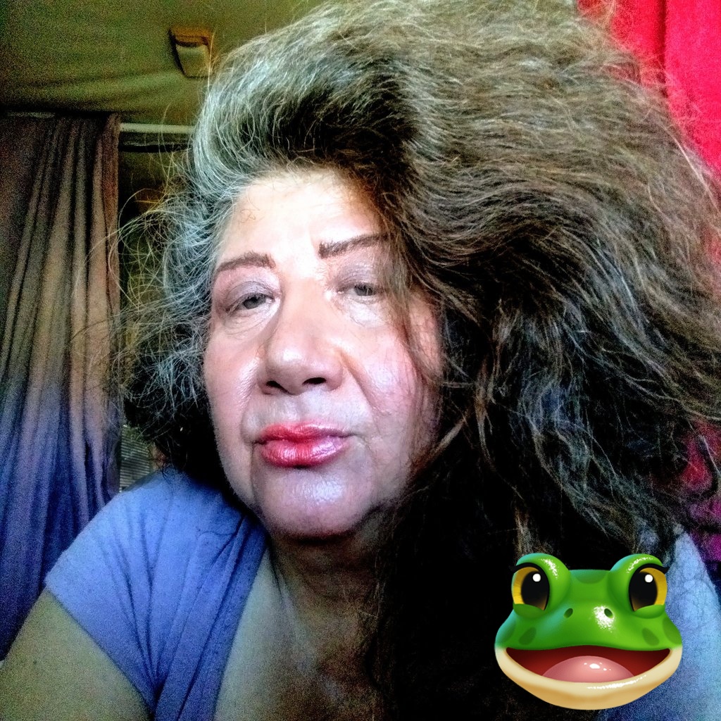 ReaderGalore's tweet photo. sitting outside becuz I thought sky was clear 4 spottin possible UFOs π€ LoL But Nope Patches (of Clouds but anywho heard some toads as I stepped out in the distance but GUESS whaaaa π³
#ToadAlert the same low pitched #toad I heard the other nite started2chirp near me π https://t.co/ja8WZ2D6pT