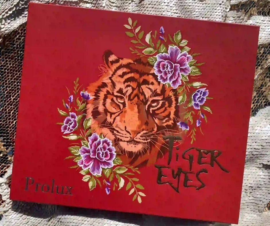 The portable eyeshadow palette is perfect for on-the-go, and the blendable eyeshadow palette ensures flawless, long-lasting looks.

Order Now: proluxcosmetics.com/products/prolu…

#makeup #eyeshadow #best #tiger
