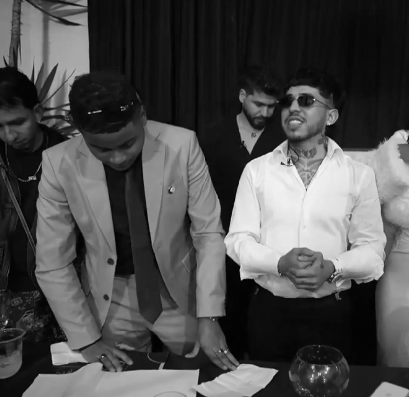 Andy 🔺 tweet media