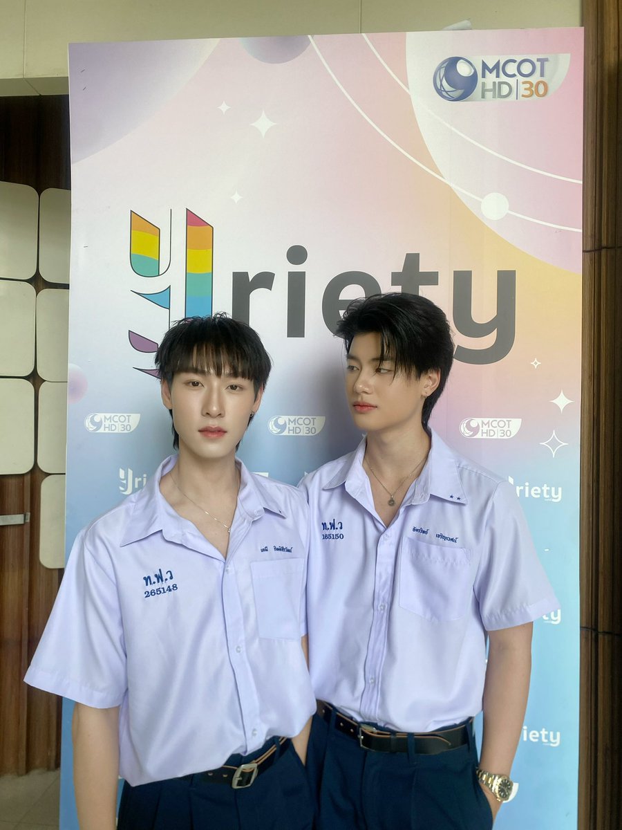 tia51_official's tweet photo. รายการที่ 2 พร้อมแล้ว
ฝากทุกคนรอติดตามด้วยนะจ้ะ 👀✨

PRESS TOUR WITH LOVEX3
#LOVEx3Presstour https://t.co/PGQSb0R5Xn