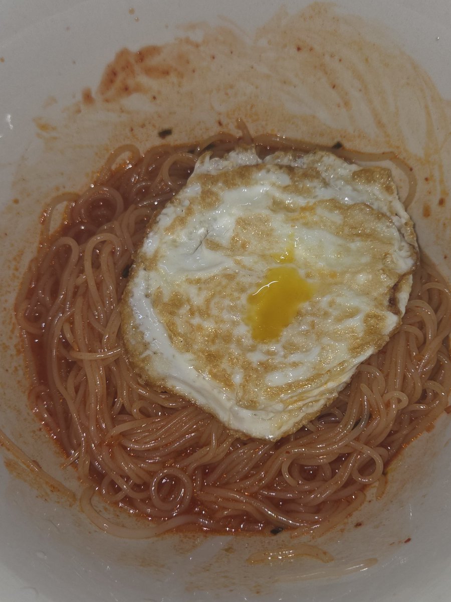 어제 상혁이 넘 맛있게 먹길래 오랜만에 사 먹었는데 참기름이 킥이네..;; 그동안 왜 안 넣어 먹었지..