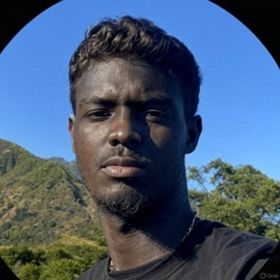 RealNTrumpusd1's tweet photo. nah son cuz why this nigga gay asf😂😂 https://t.co/LrIlP5khXb