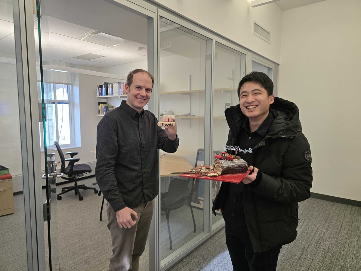 Linyi Jin tweet media