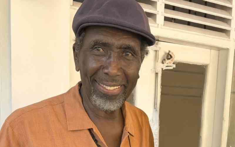 jnyairo's tweet photo. Meja Mwangi marched to the beat of his own drum; incisive, quiet.
He published 24(?) novels; 5 (screen)plays.
Go well, Meja, you conjured laughter out of misery, instilled courage, fired imagination.
Your name will be spoken for eons to come, but rest easy for you did good🕊️🙏🏿 https://t.co/w137AMGKB2