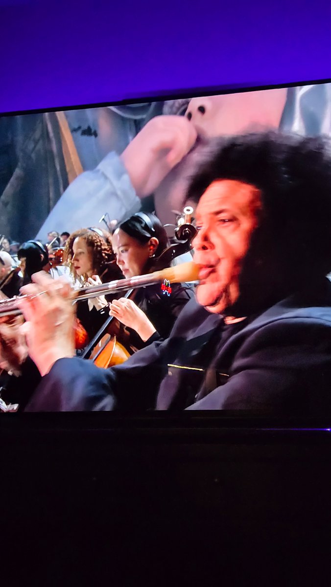 sugarpoultry's tweet photo. F L U T E. G U Y.
#fluteguy #gameawards @EustachePedro #gameawards2025 https://t.co/u0dnB4jAas