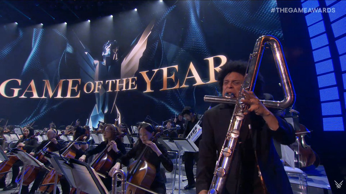 TLBBluejay's tweet photo. Flute Guy absolutely killed it tonight!! 🎶 He had like four or five flutes this year!
#TheGameAwards #TheGameAwards2025 #FluteGuy https://t.co/t9pKATa2ED