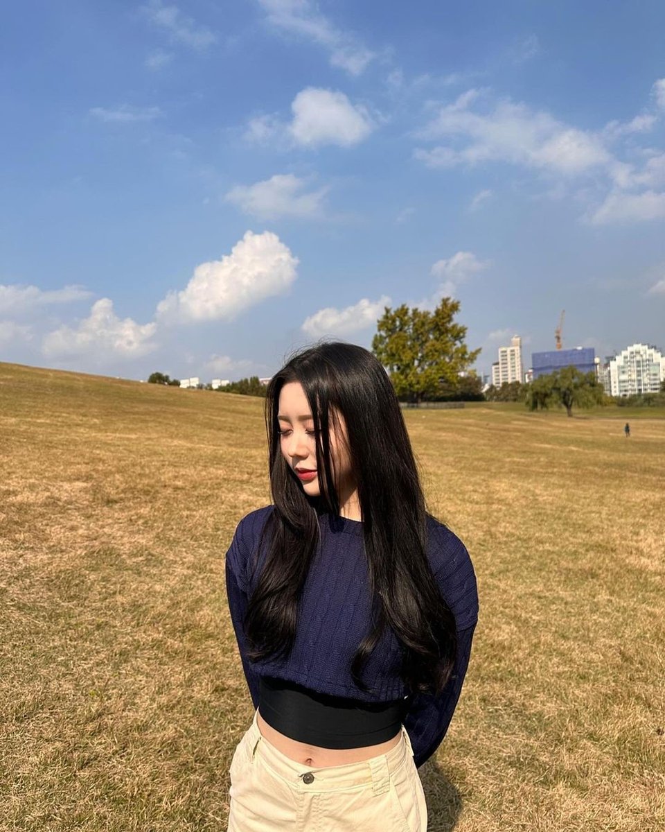 _urvision's tweet image. 𝚄n besito para mis #𝙼ǝan𝜗ʼ𝑔ir𝕝s 🩰♡ 𝕗avoritas porque se me juntaron las 𝕣einas ☆ y claro, alguien debía de apoyarlas al máximo, por eso mismo me ven aquí dispuesta a mover patitas con #𝑤ow𓋜𝐭h𝕚ng ꉂ(ˊᗜˋ*)♡ por lo perfecta que es!

𝚌ho͞cos𝕥ar ｡ ︎✺ ⊰ #no͞vα !