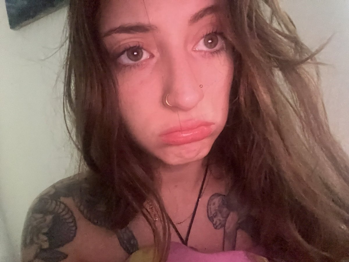 a_siren_calls's tweet image. You’re struggling? 
I heard that sending helps