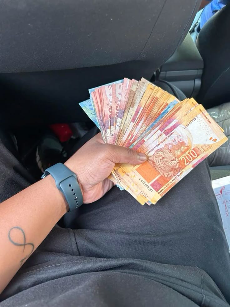 Corner_Prince01's tweet image. Once I reach 40k followers I will be dropping free R100x50 vouchers simply follow me retweet 10 previous post and comment done. 

#betway 
#betwaycode