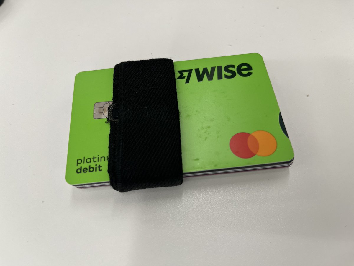 Yubikey買ったは良いけどキーホルダーにぶら下げるのもなんかむき出しで怖いので、KKMC Micro Belgraviaのポケットに収納できるようにしてみた
おうちに3Dプリンタあるとサクッとこういうの作れてQoL上がるな〜