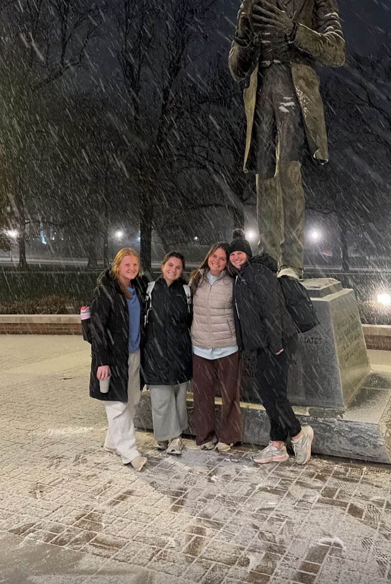 Sara Dunn tweet media