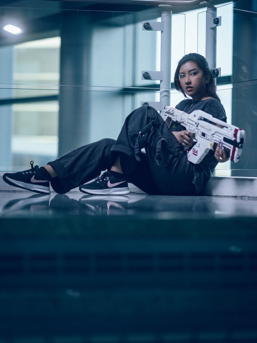 gestures to make you more elegant &amp; feminine