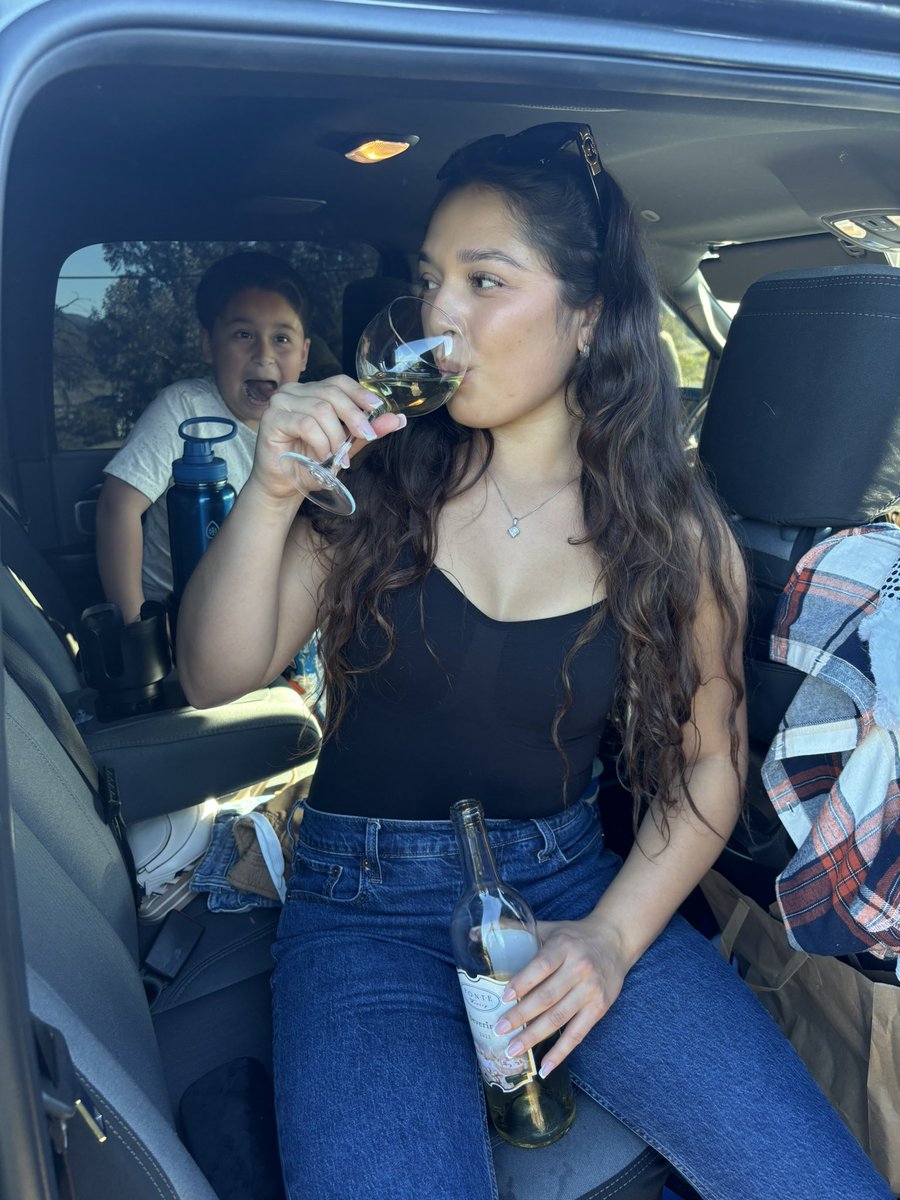 sofia gomez tweet media