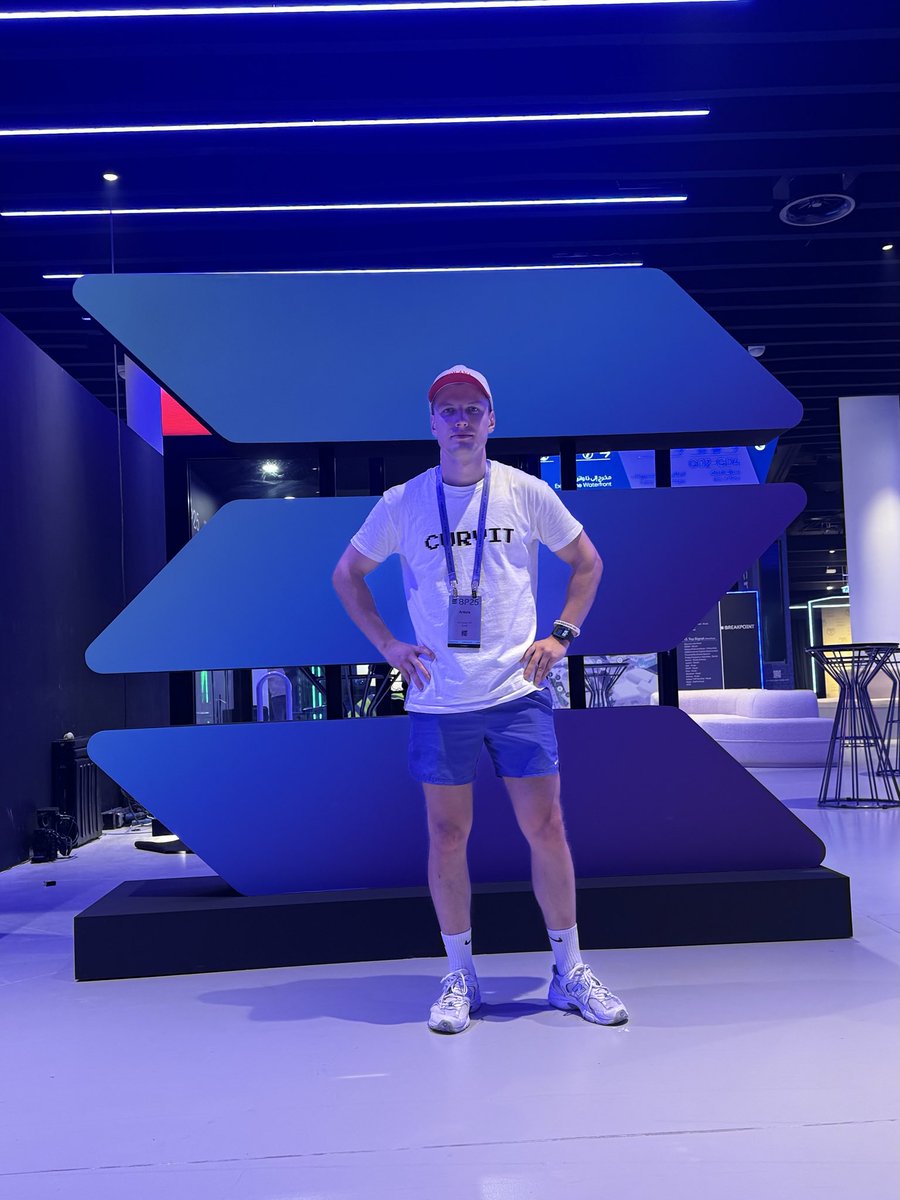 kiton 🏝️ tweet media