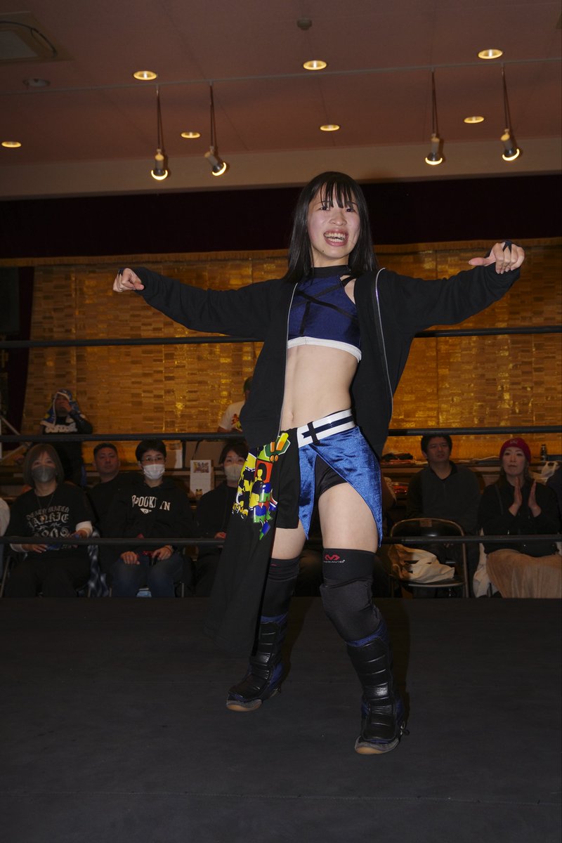 pw_bukotsu's tweet image. 2025.12.7
プロレスリングBUKOTSU
“2025年最終興行”

第４試合
パンサーグリーンプレゼンツ
タッグマッチ45分1本勝負

#蒼あいな &amp;amp; #マリ卍 vs #KONOHA &amp;amp; #山縣優

#pw_BUKOTSU
#柳ケ瀬プロレス