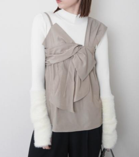 Fashion__List__'s tweet photo. ／
📺めざましテレビ
2025/12/12
井上清華アナ着用衣装
＼

肌触りのいい上品なニットと
リボンデザインが魅力的なキャミのセット
詳細▶https://t.co/BrgZMeSX6a

#井上清華　
#めざましテレビ #フジテレビ　
#LADYMADE https://t.co/VNrJkK8dcM